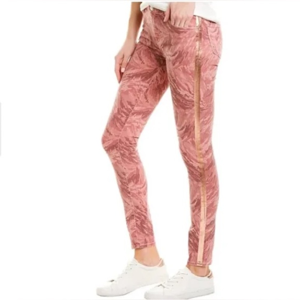 J Brand Pink Skinny Pants Photo Ready Mid-Rise Skinny Jeans in Princess Facade